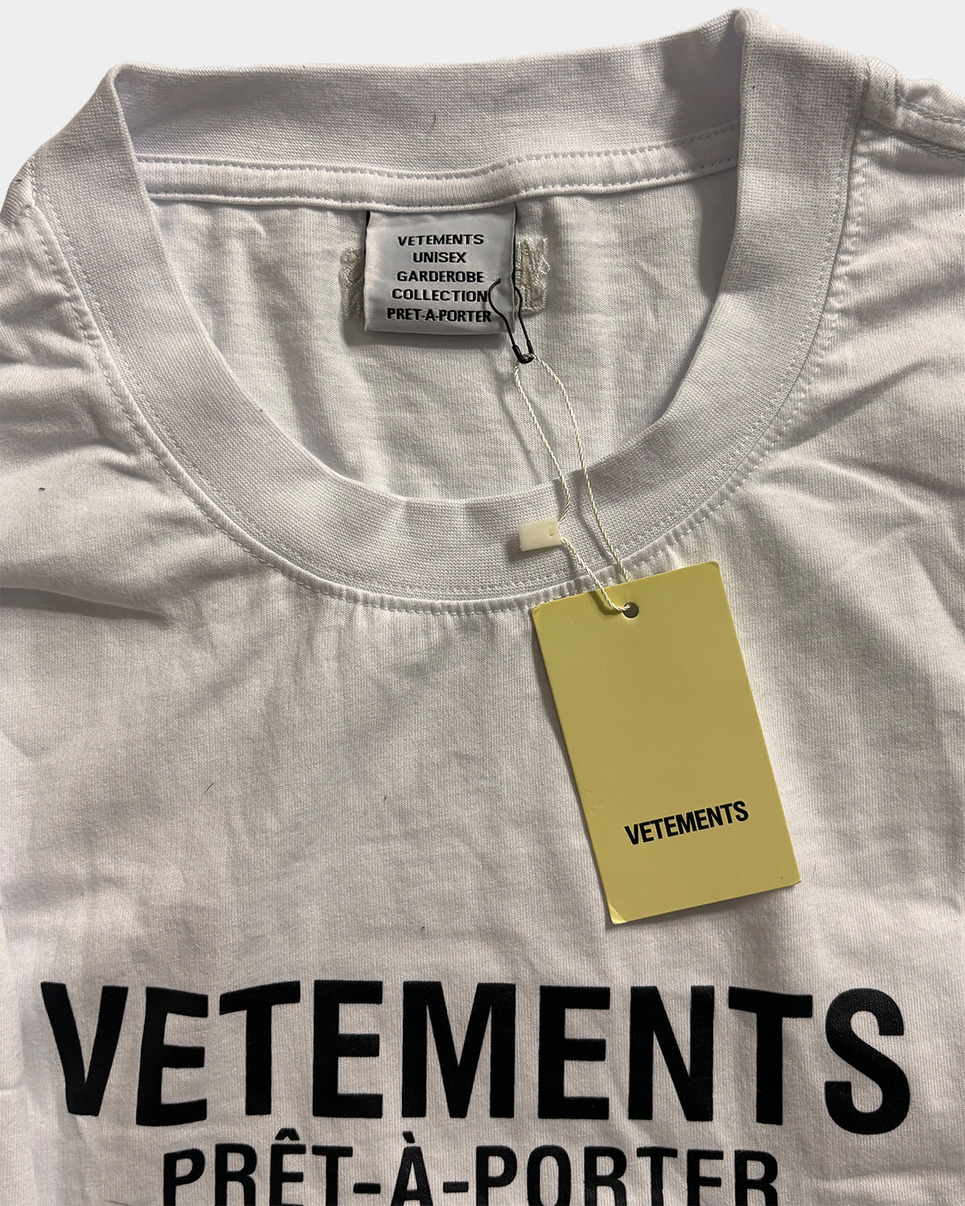 Vetements No Social Media Tee