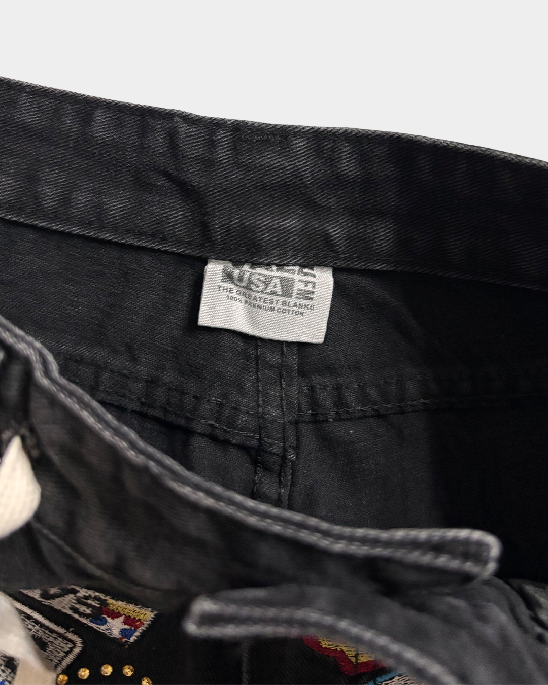 Vale Black Skittles Patch Jorts